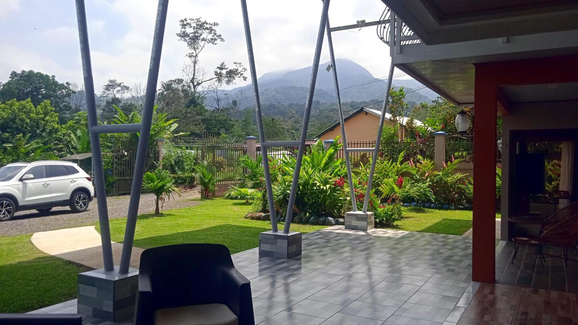 Villas Lux Arenal La Fortuna Exterior photo